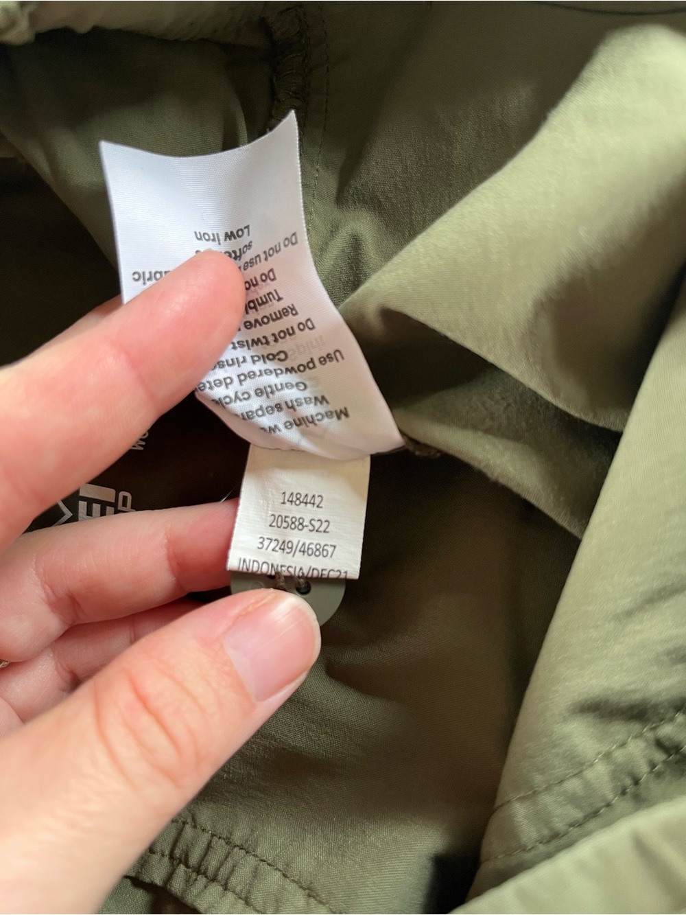 REI Nylon & Spandex Army Green Lightweight Hiking Camping Pants Size 14 - Picture 3 of 15